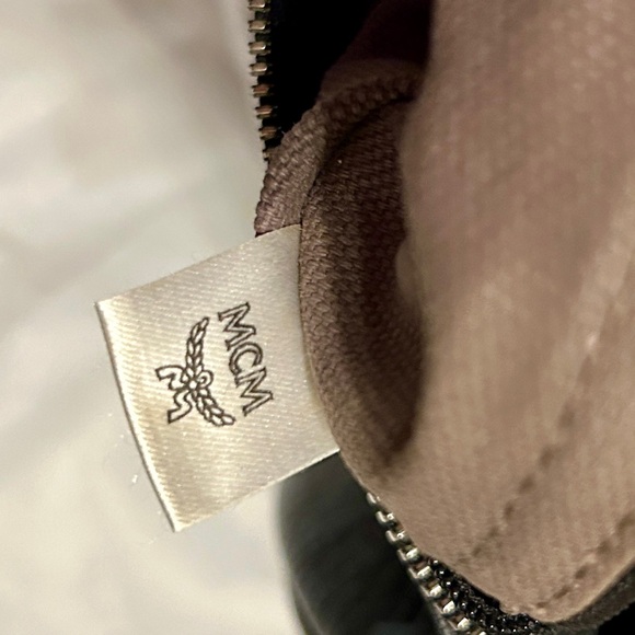 MCM Black Boston Dog Bone Bag - EUC - Picture 14 of 16